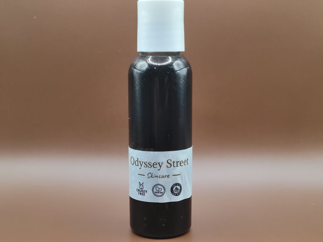 Active Charcoal Foaming Cleanser | Deep Cleansing with Activated Charcoal, Aloe Vera - Odyssey Street