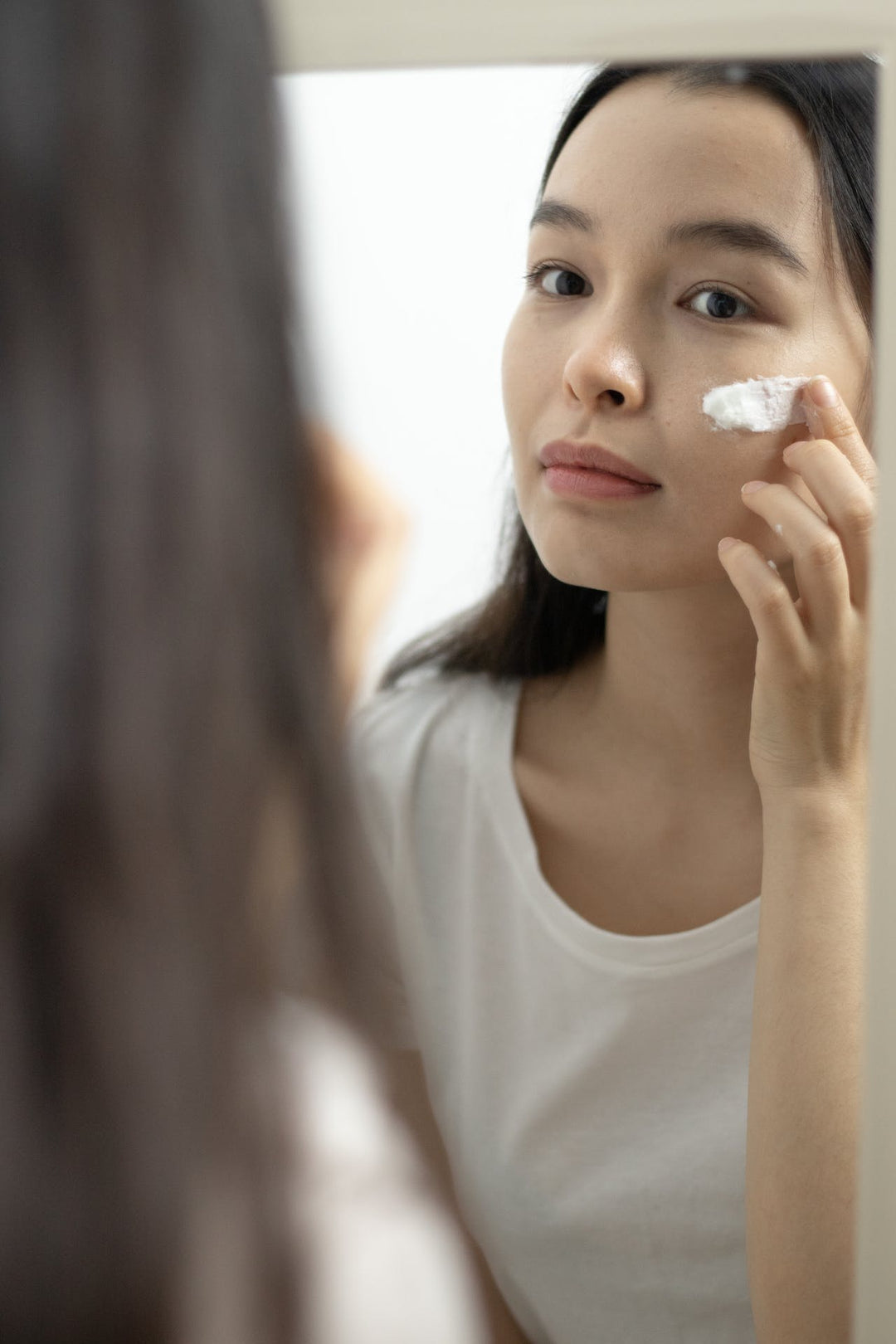 Retinol Cream for Beginners: What to Know - Odyssey Street